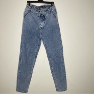 PRETTYLITTLETHING Asymmetric Mom Jeans